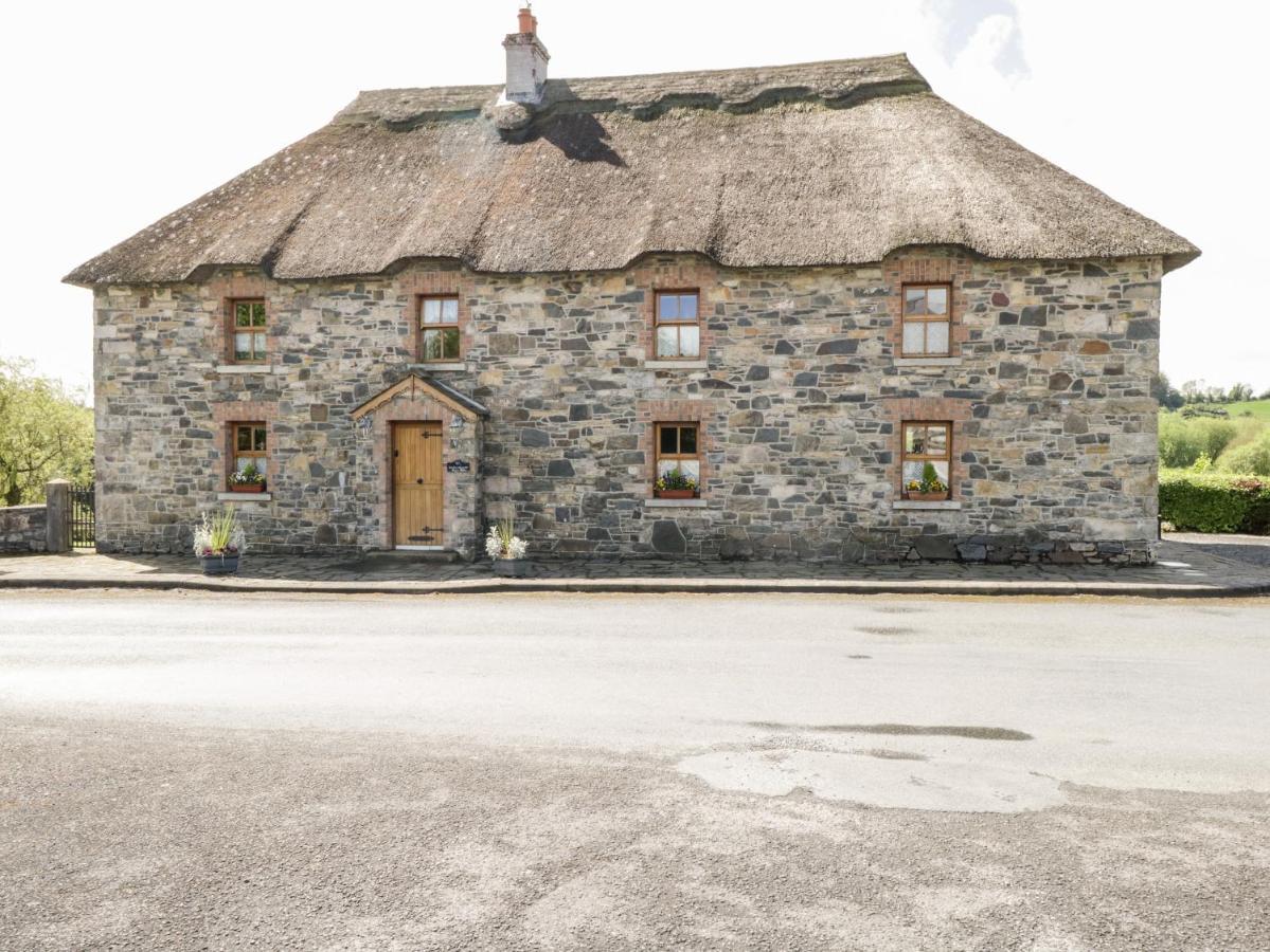An Maide Ban Villa Cootehill Exterior photo